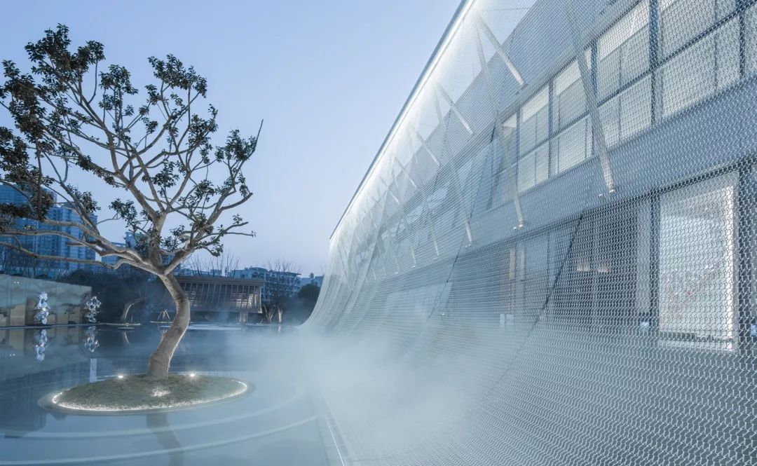 The Rise of Metal Mesh in Architecture1.png