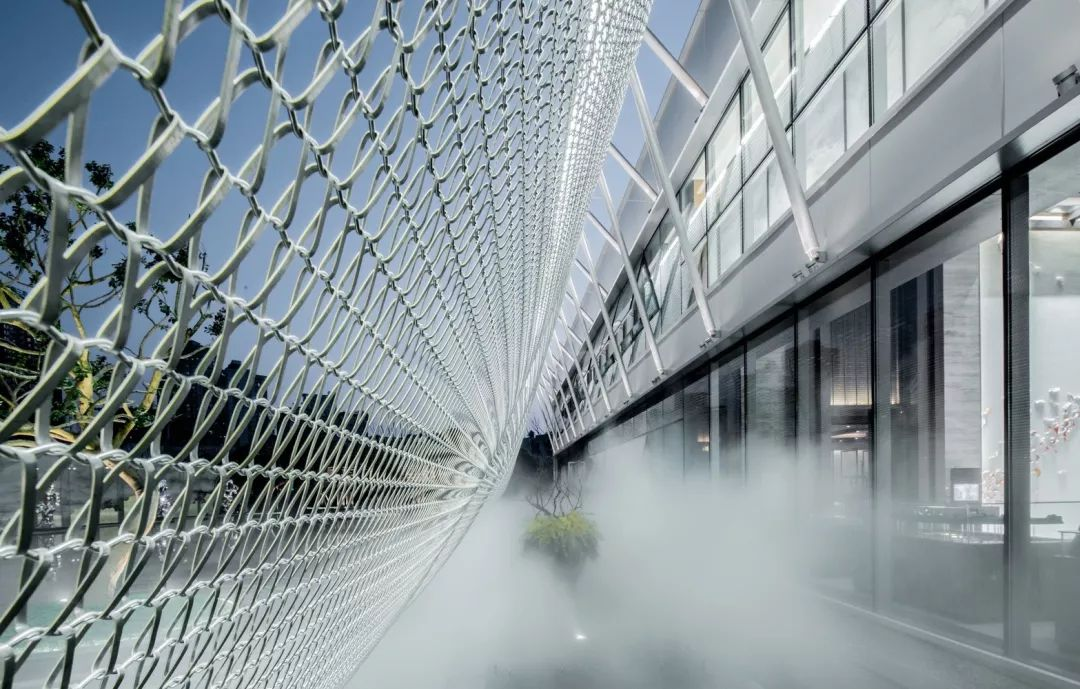 The Rise of Metal Mesh in Architecture3.png