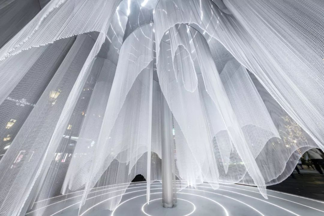 The Rise of Metal Mesh in Architecture5.png